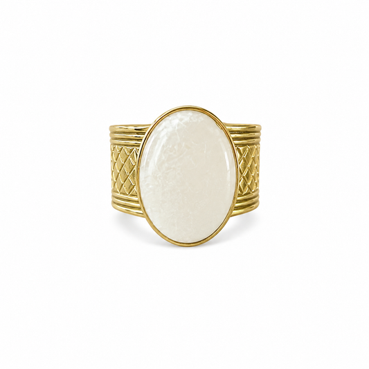 WHITE AGATE